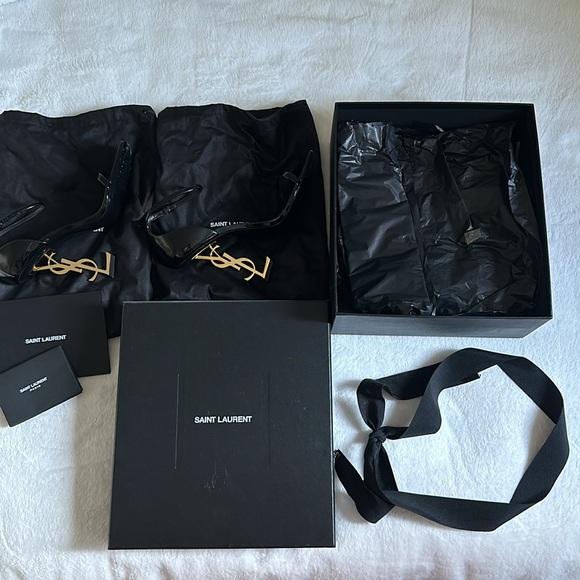 YSL OPYUM SANDALS IN PATENT LEATHER - Picture 9 of 10